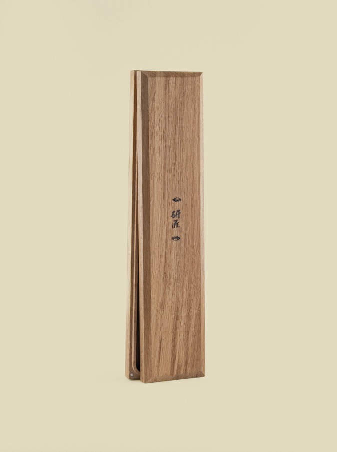 Boîte en bois 1 pour couteau gyuto 240 mm de la collection ginsan